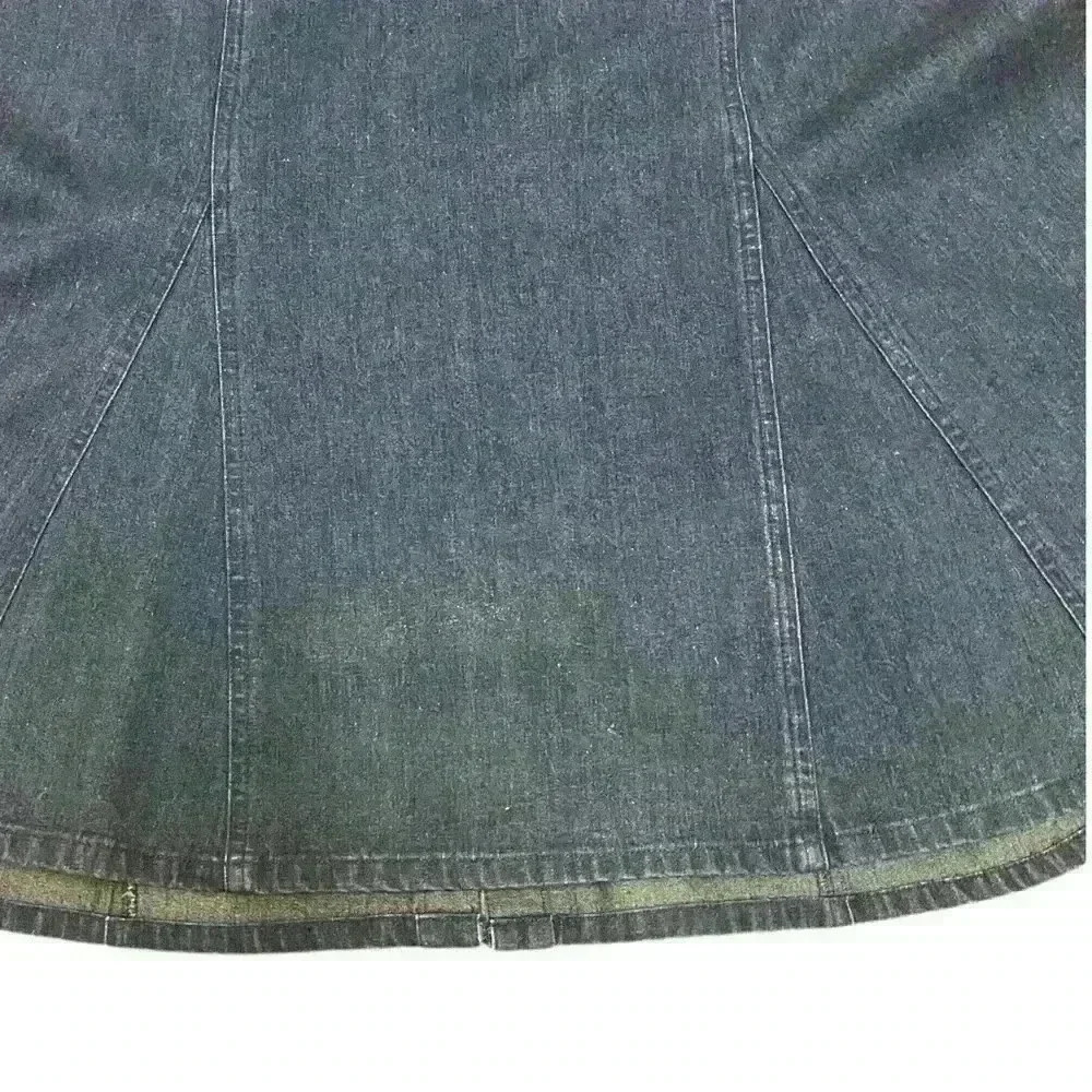 Talbots Denim Dress, pre owned in very good condition.  See Measurements. - Picture 4 of 5